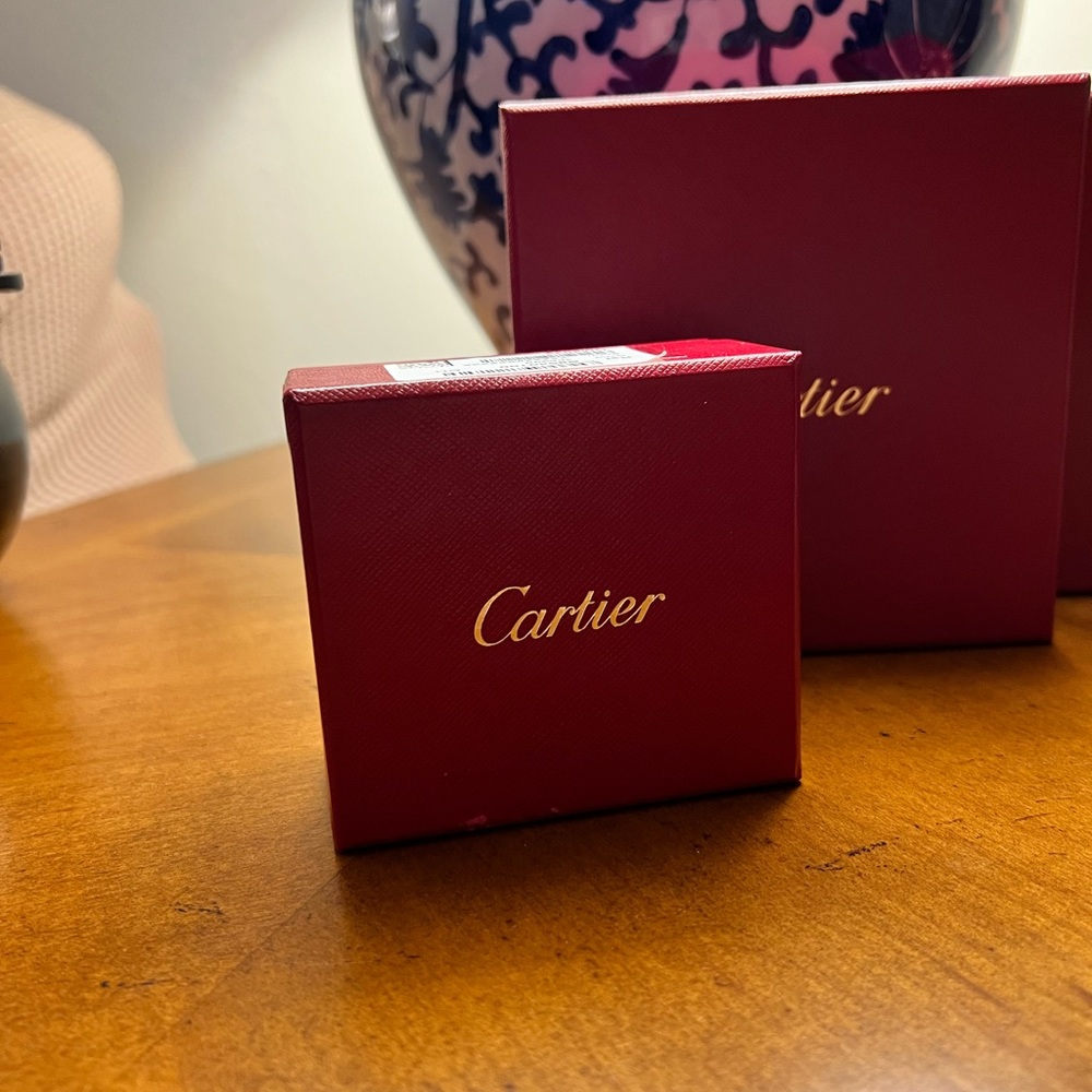 Cartier earring box with exterior red box